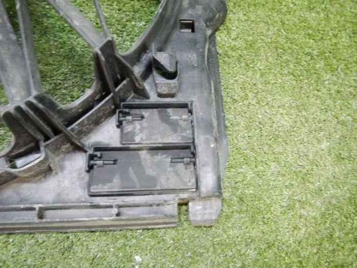 Диффузор вентилятора BMW 5er F10, F11 (2009-2017)