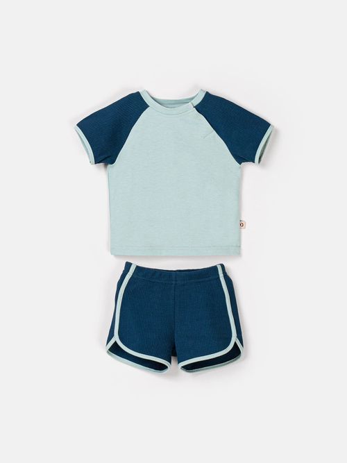 Комплект футболка и шорты 