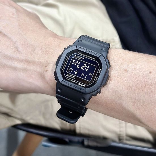 Наручные часы Casio G-Shock DW-5600RW-1ER