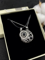 Парные кулоны Солнце и Луна полумесяц на тонкой цепочке