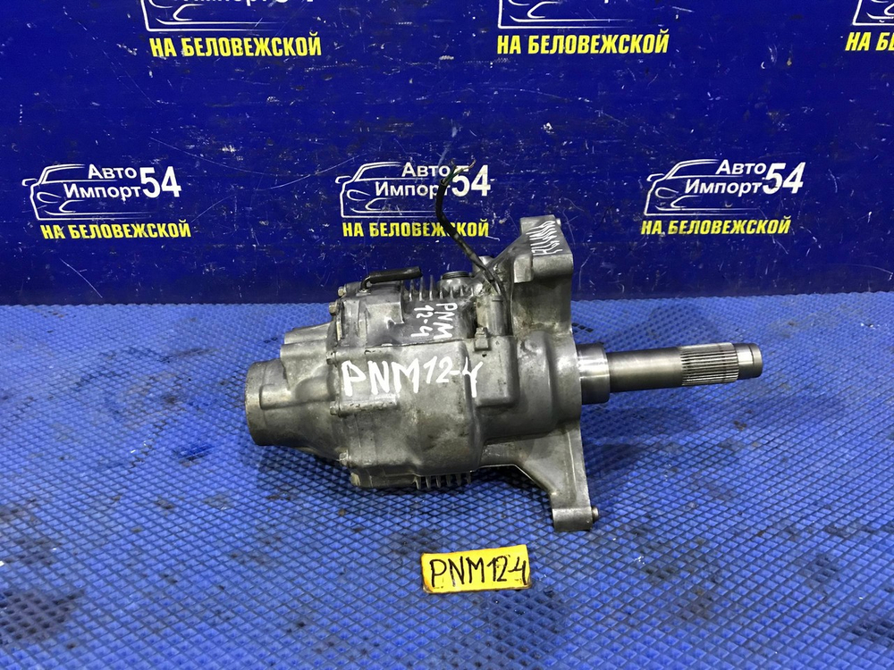 Раздатка NISSAN LIBERTY 1998