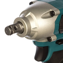Makita DTW190RME аккумуляторный ударный гайковерт (2 x 4 Ач, ЗУ)