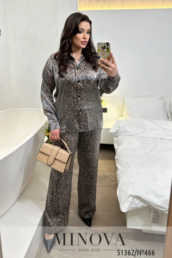 Костюм 466-коричневый Minova