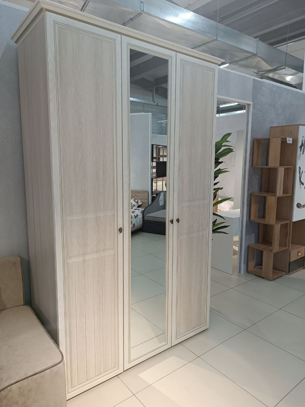 Виктория Шкаф 3 ств.