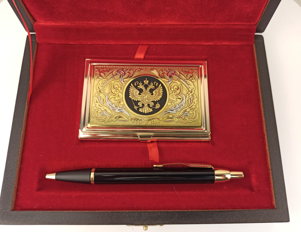 Набор "Гербовый" №15 визитница (Златоуст), ручка Паркер