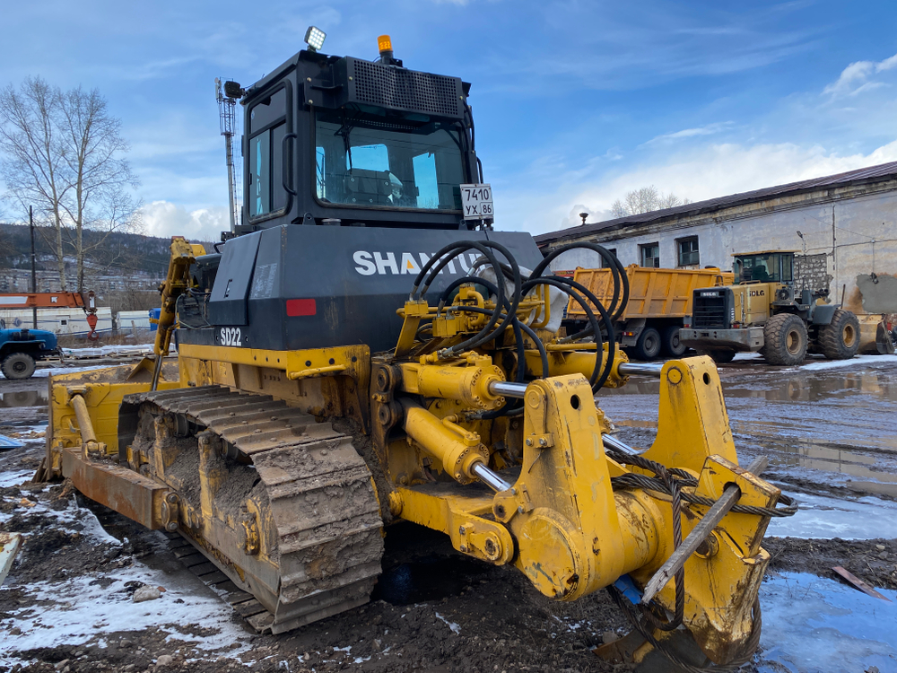 SHANTUI SD Бульдозер SD22 (Дизельный, 14,0 л, 254 л.с., АТ)