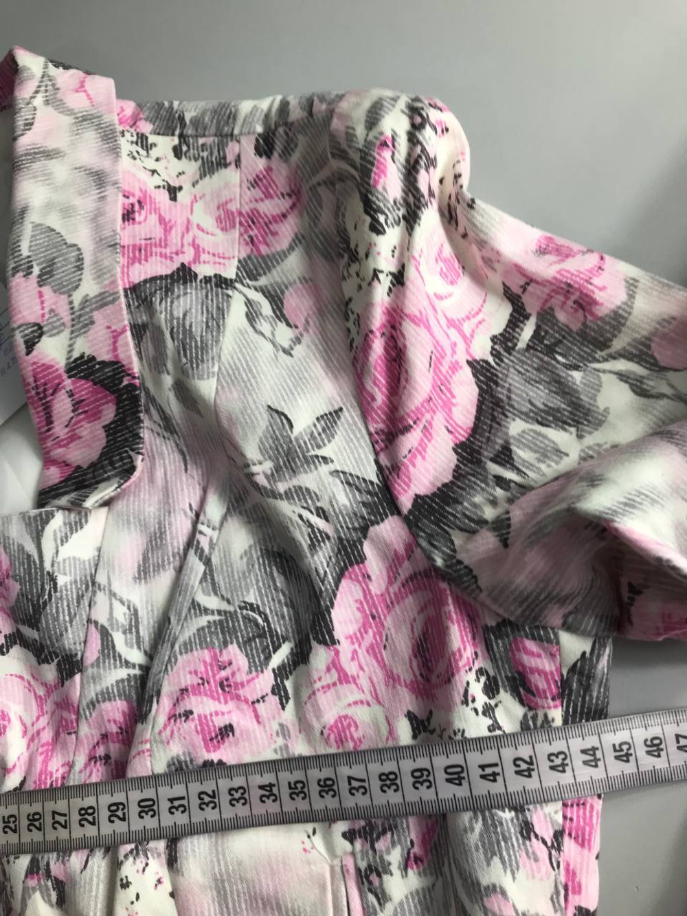 Жакет Oodji цветочный ,маркировка 40, визуально 46 размер