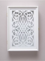 Ключница настенная в прихожую закрытая