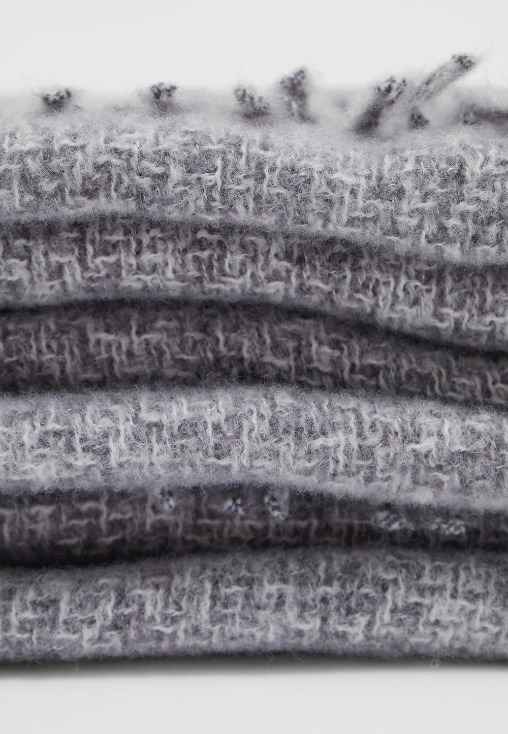 STRADIVARIUS Шарф из начесаных ниток, серый