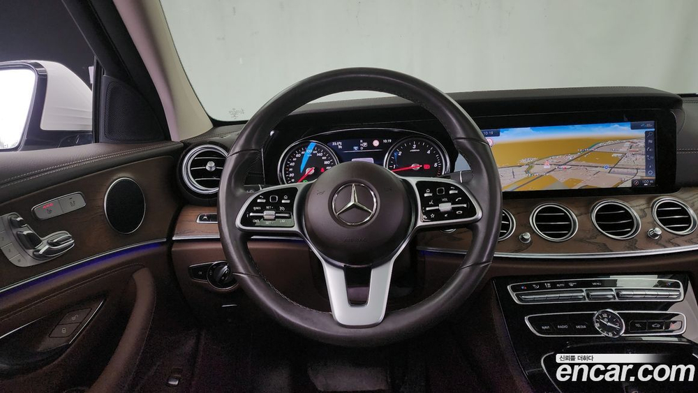 Mercedes-Benz E-Class W213 E220d 4MATIC Exclusive (06.2020)