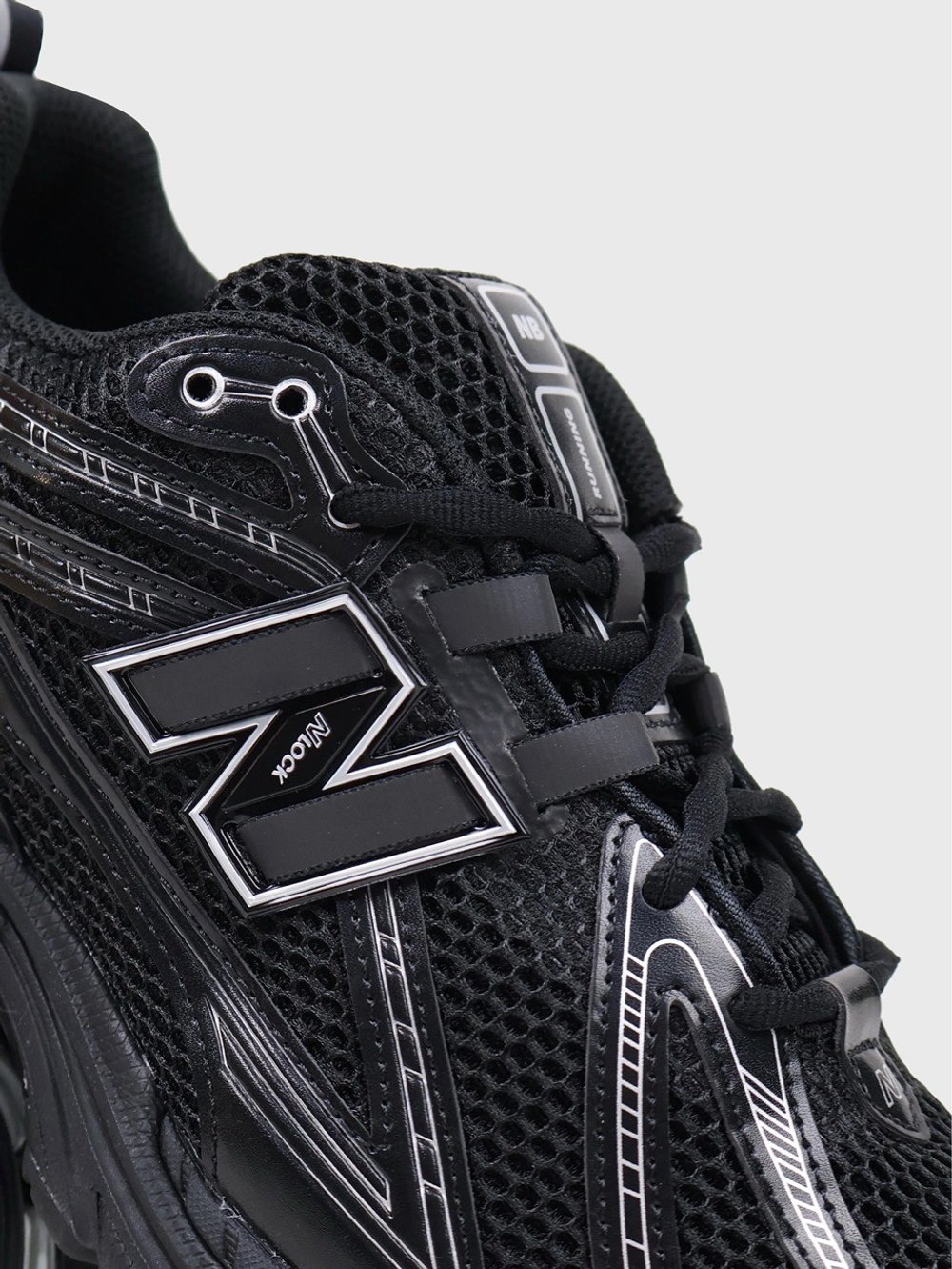 Кроссовки New Balance 1906R Black / Grey