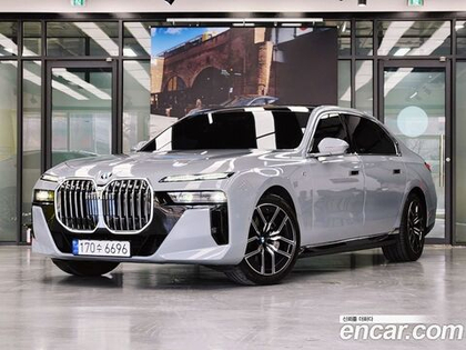 BMW 7 Series (G70) 740i sDrive M Sports (06.2023)