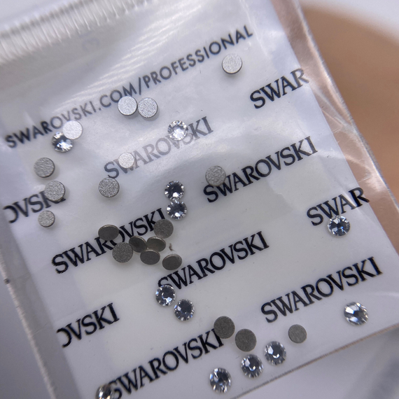 Swarovski SS7 Crystal F