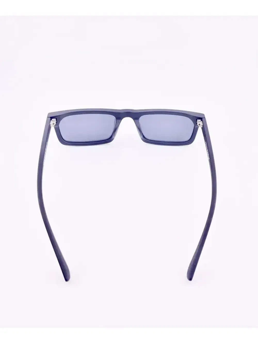 Солнцезащитные очки с поляризацией