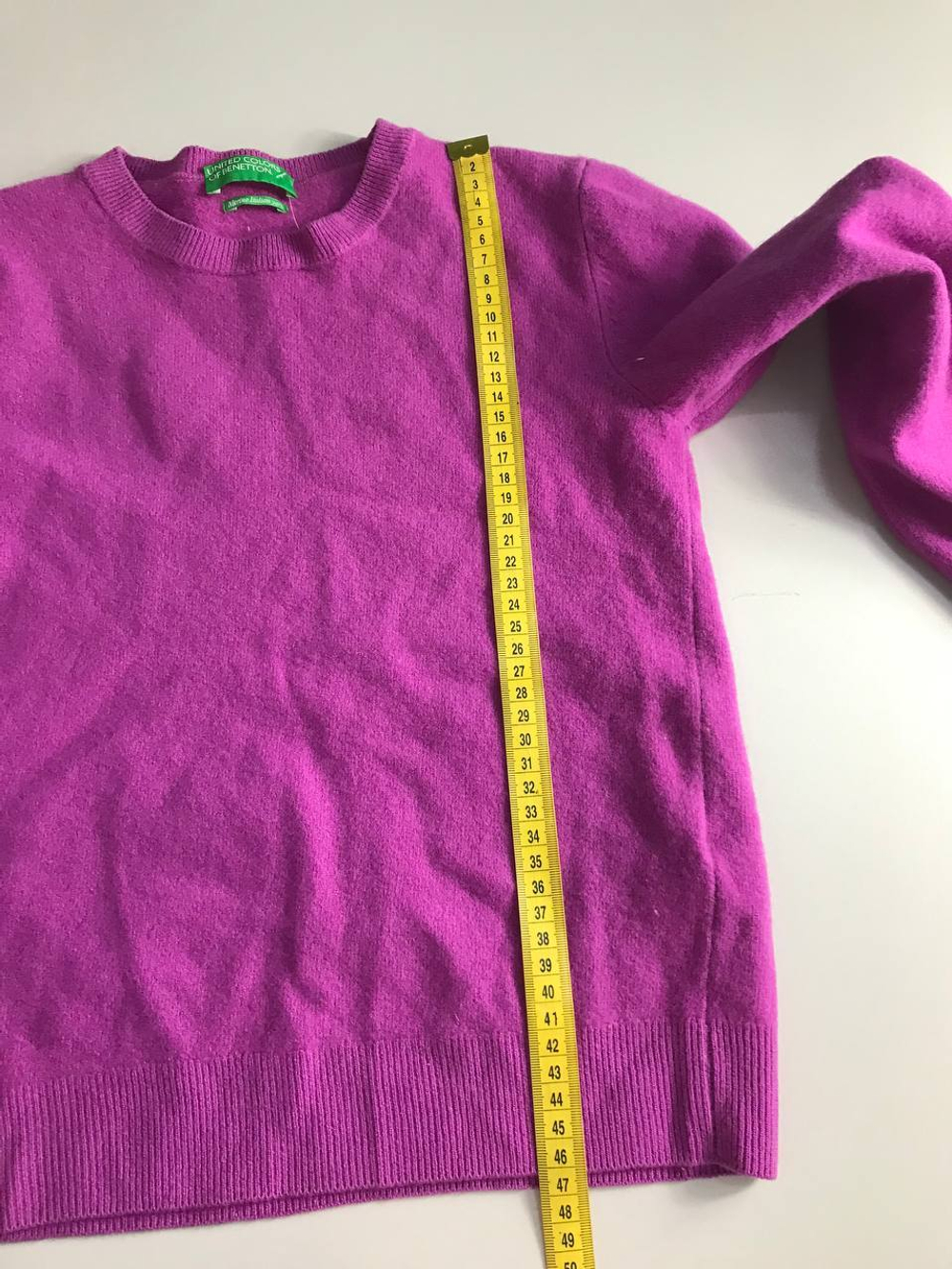 Джемпер Benetton красивого оттенка шерстяной, маркировка S, визуально на 44 размер