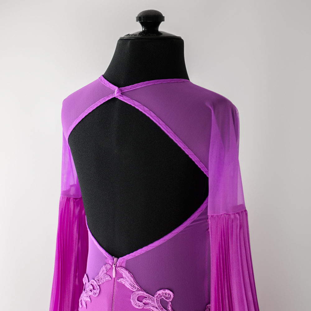 платье с лейсами