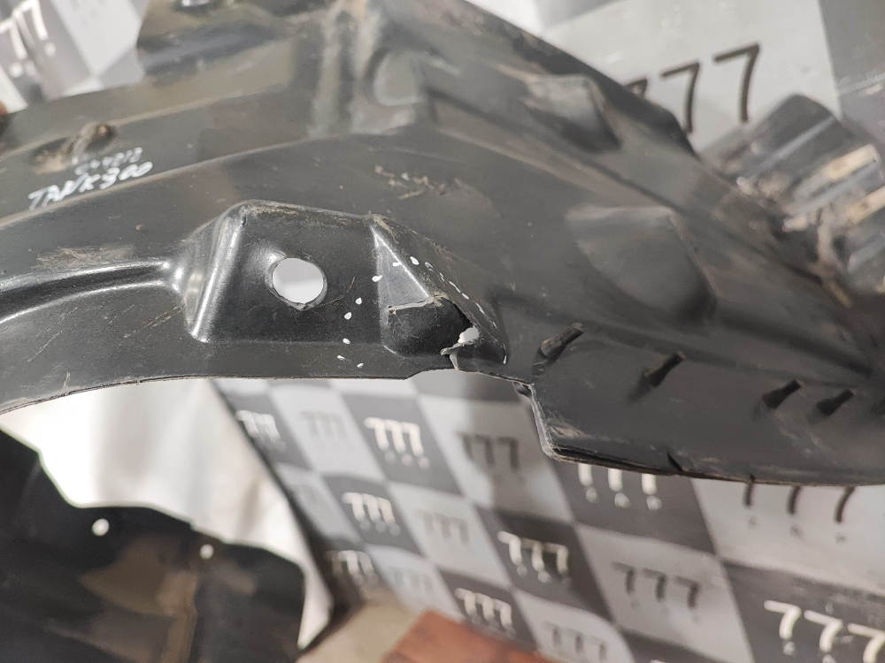 Подкрылок передний правый Tank 300 21-нв Б/У Оригинал 5512201XKM01B