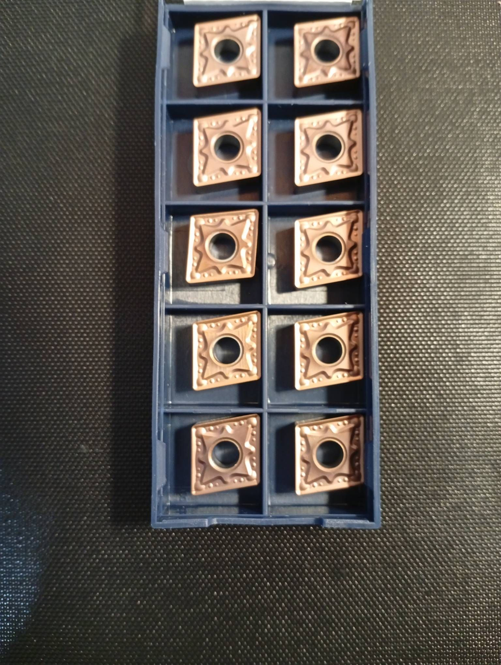 Пластина токарная CNMG120412-TM TP9125B