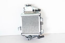 19100-KZY-701 (19100-KZY-951). RADIATOR ASSY.. Radiator Honda PCX, SH