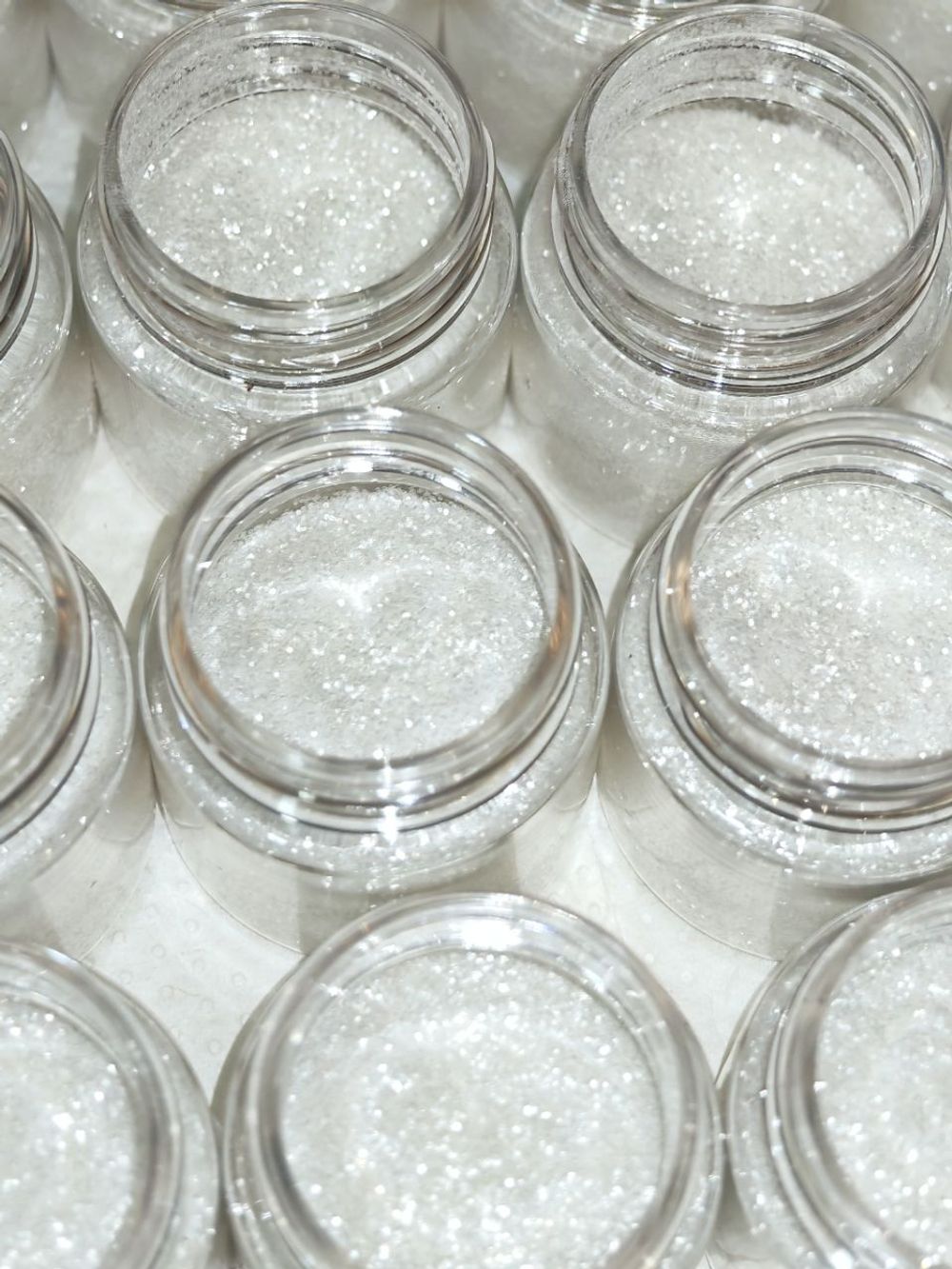 Блёстки Глиттер 301-04мм Белый прозрачный глянец - универсальные