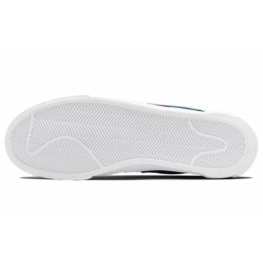 Кроссовки KAWS x Sacai x Nike Blazer Purple Dusk, DM7901-500