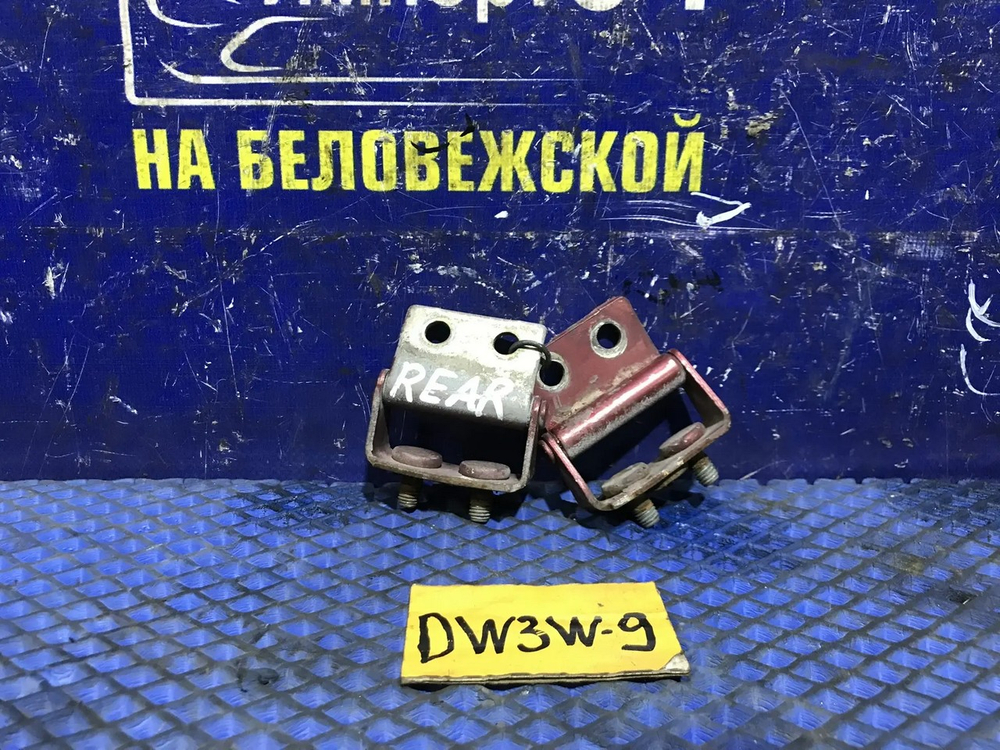 Петля багажника MAZDA DEMIO 2000