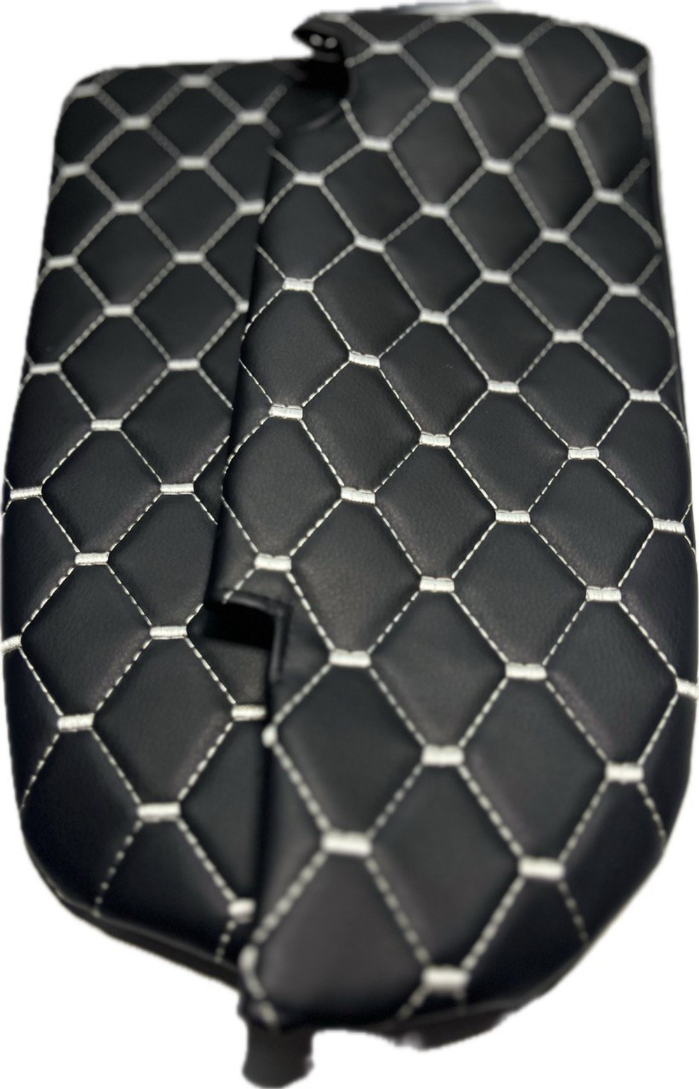 Чехлы на козырьки Лада Веста Vesta(белая нить Рубин)