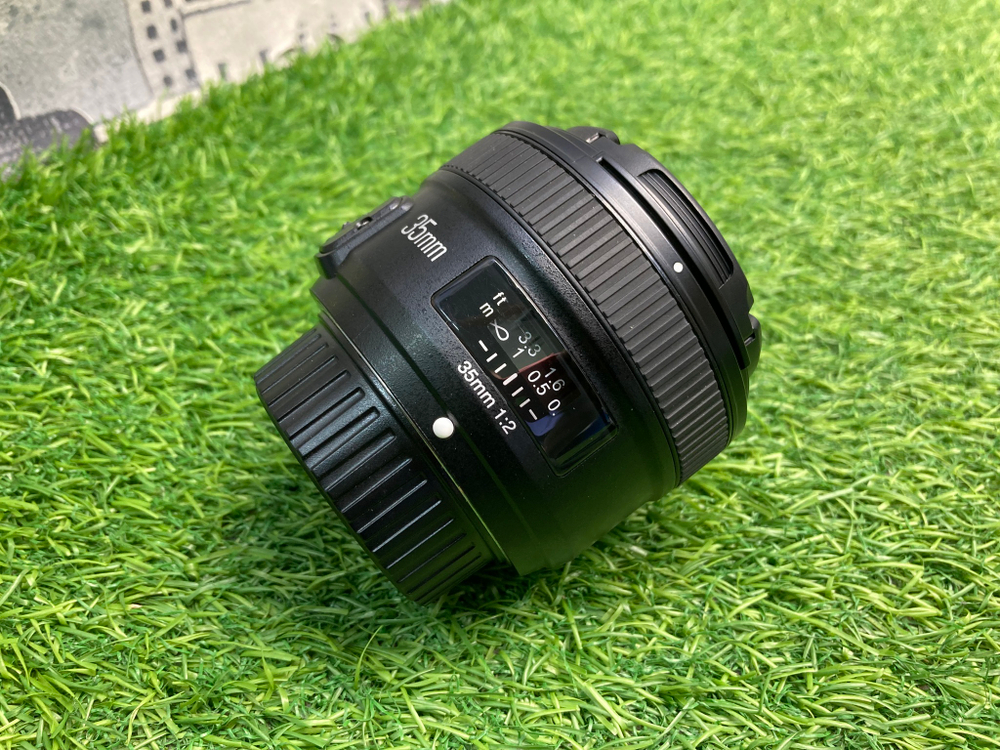 YongNuo YN 35mm 2N