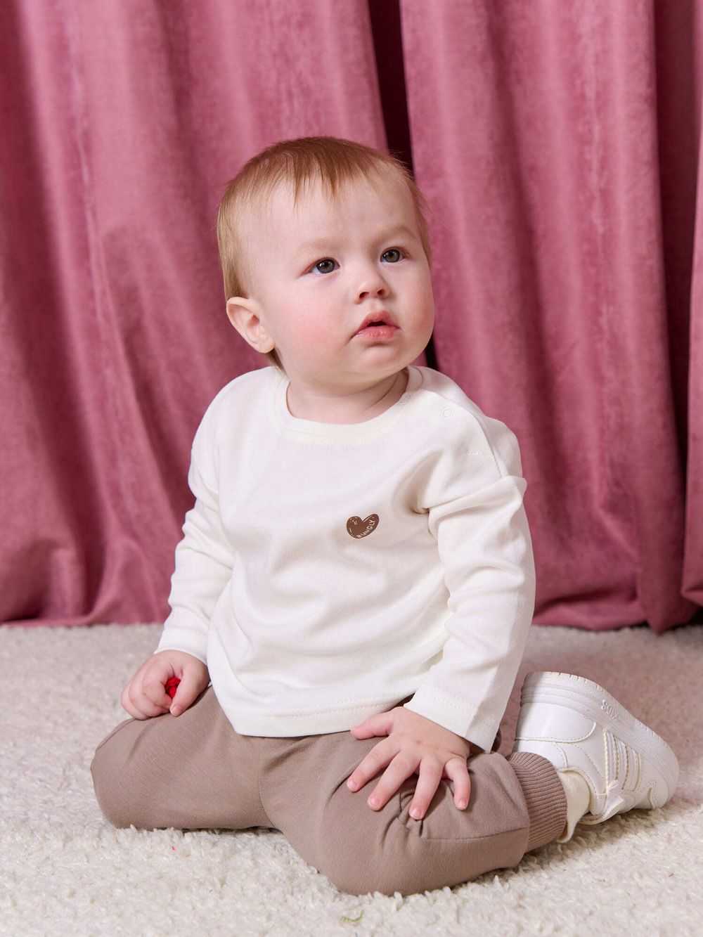 Лонгслив "Сердце" с принтом 0+