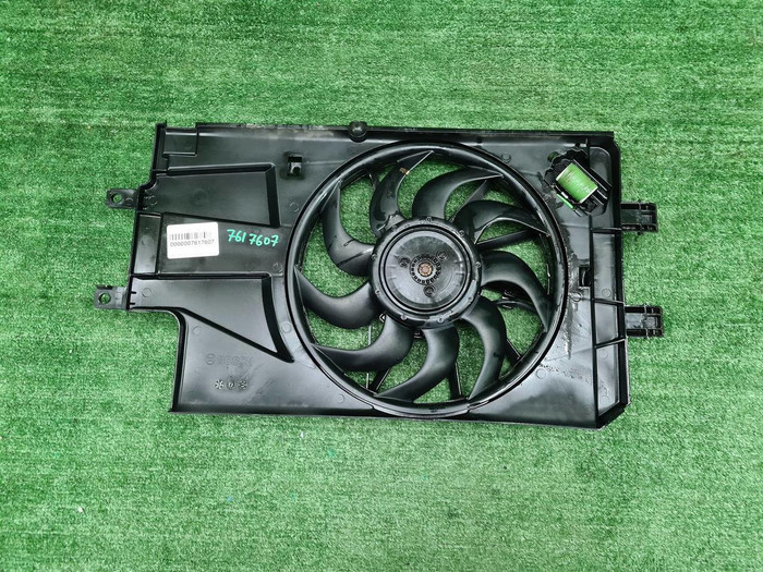 Диффузор с вентилятором Lada Granta (2011-н.в.)