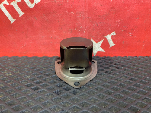 Камера сгорания двигателя 2017 год.