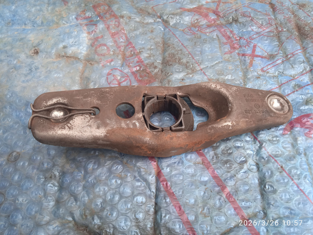 Подшипник выжимной сцепления с рычагом Шкода Октавия А5 1.4 BUD Б/У