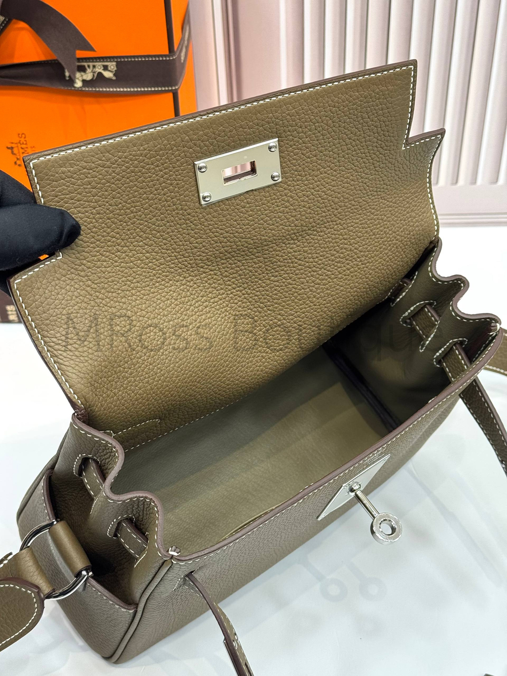 Сумка Hermes Kelly Messenger PM цвета хаки