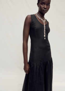 Длинное платье изо льна с присборенной вставкой