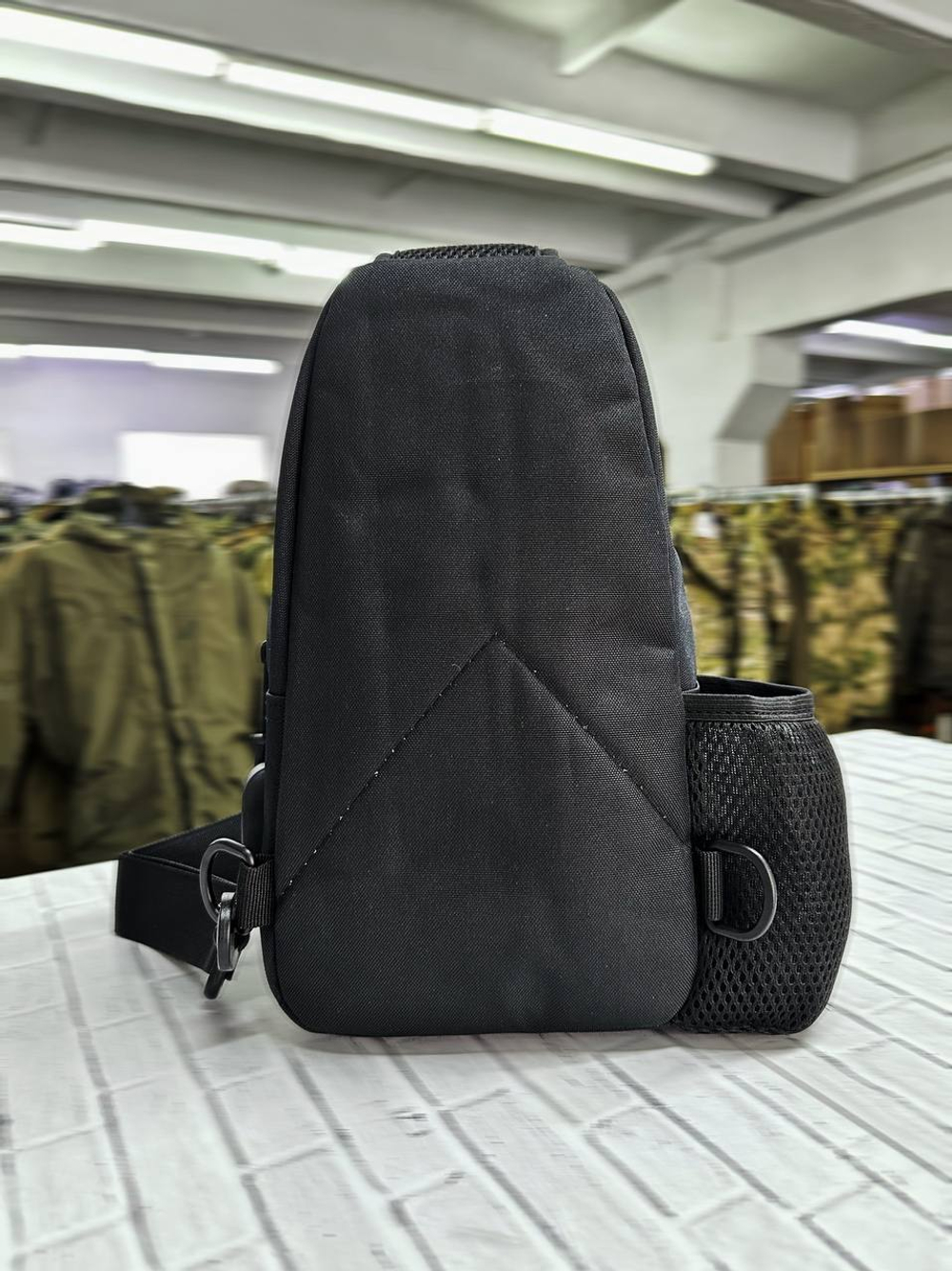 Тактическая плечевая сумка / чёрный