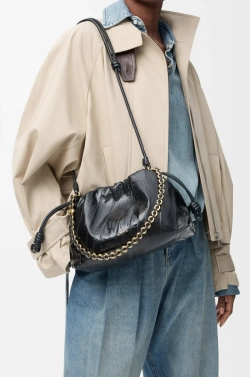 Loewe Средняя сумка Flamenco с имитацией рыбы-миксины, черный