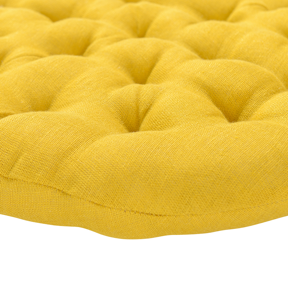 Подушка на стул круглая из стираного льна горчичного цвета из коллекции essential, 40х40x4 см