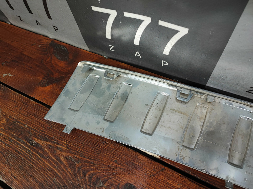 Накладка заднего бампера Mercedes GLE (W166) 11-18 Б/У Оригинал A1668853374