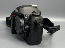 Nikon D70