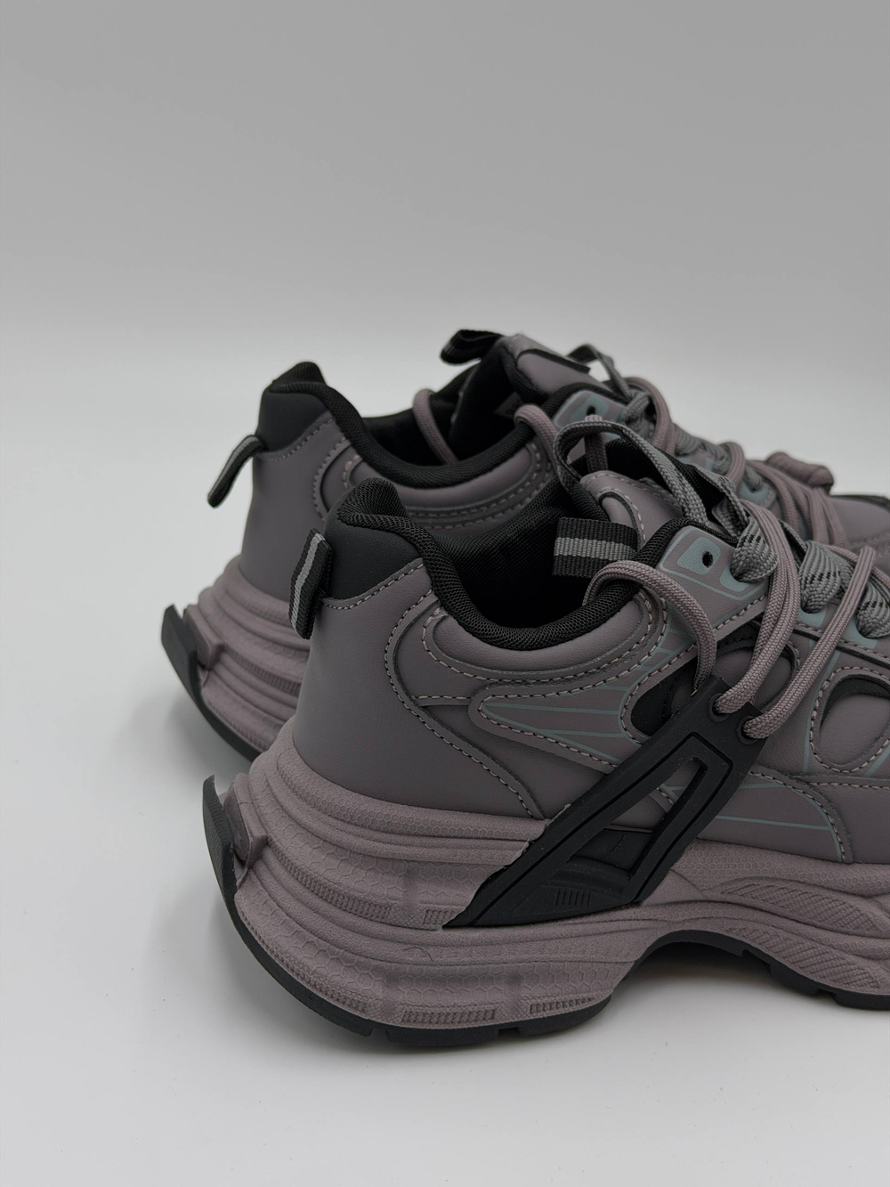 Кроссовки женcкие экокожа арт. 835-10 цвет "серый,коричневый"