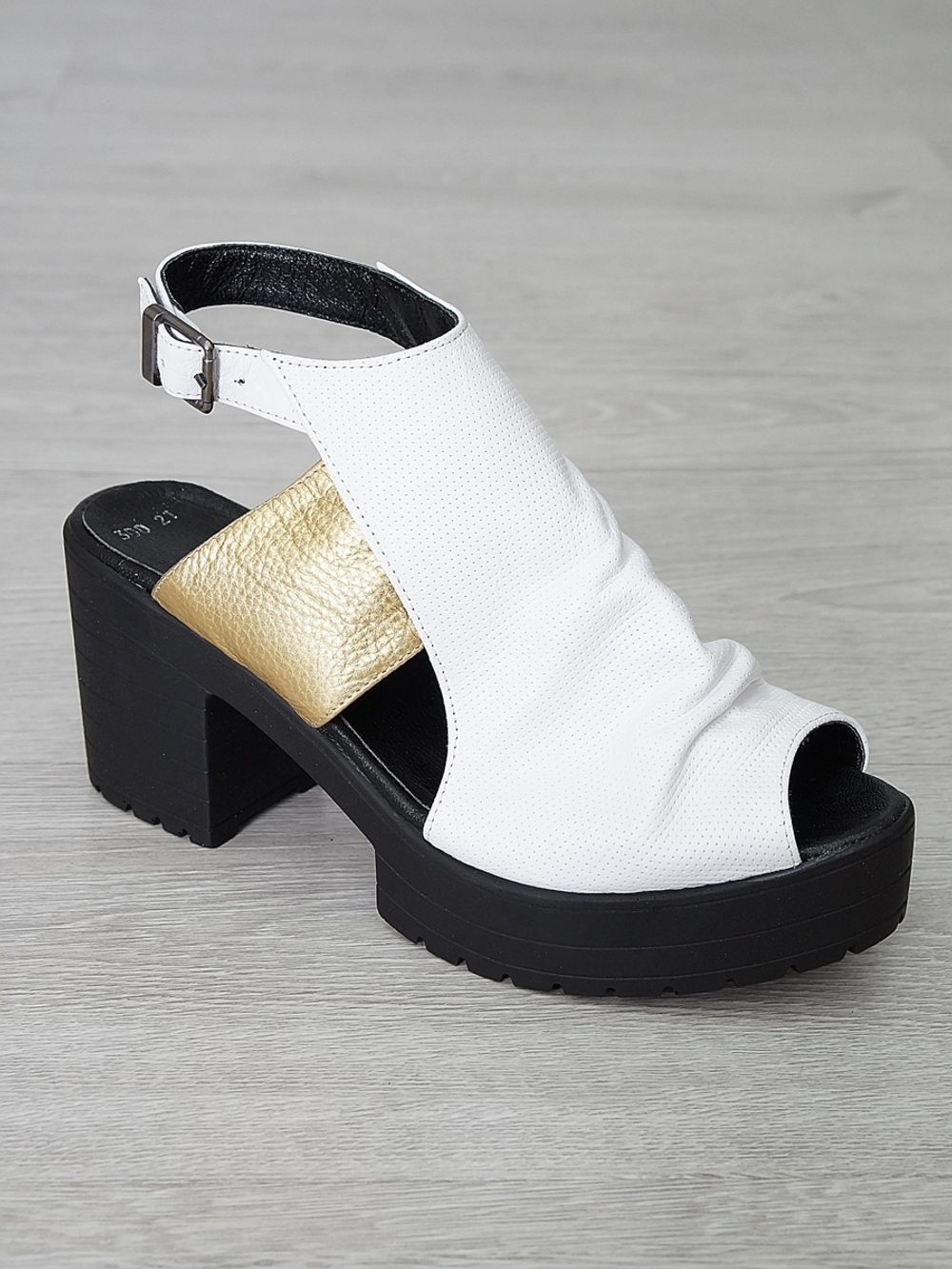 Босоножки женские BRADO-ESTOMOD 107\300-21