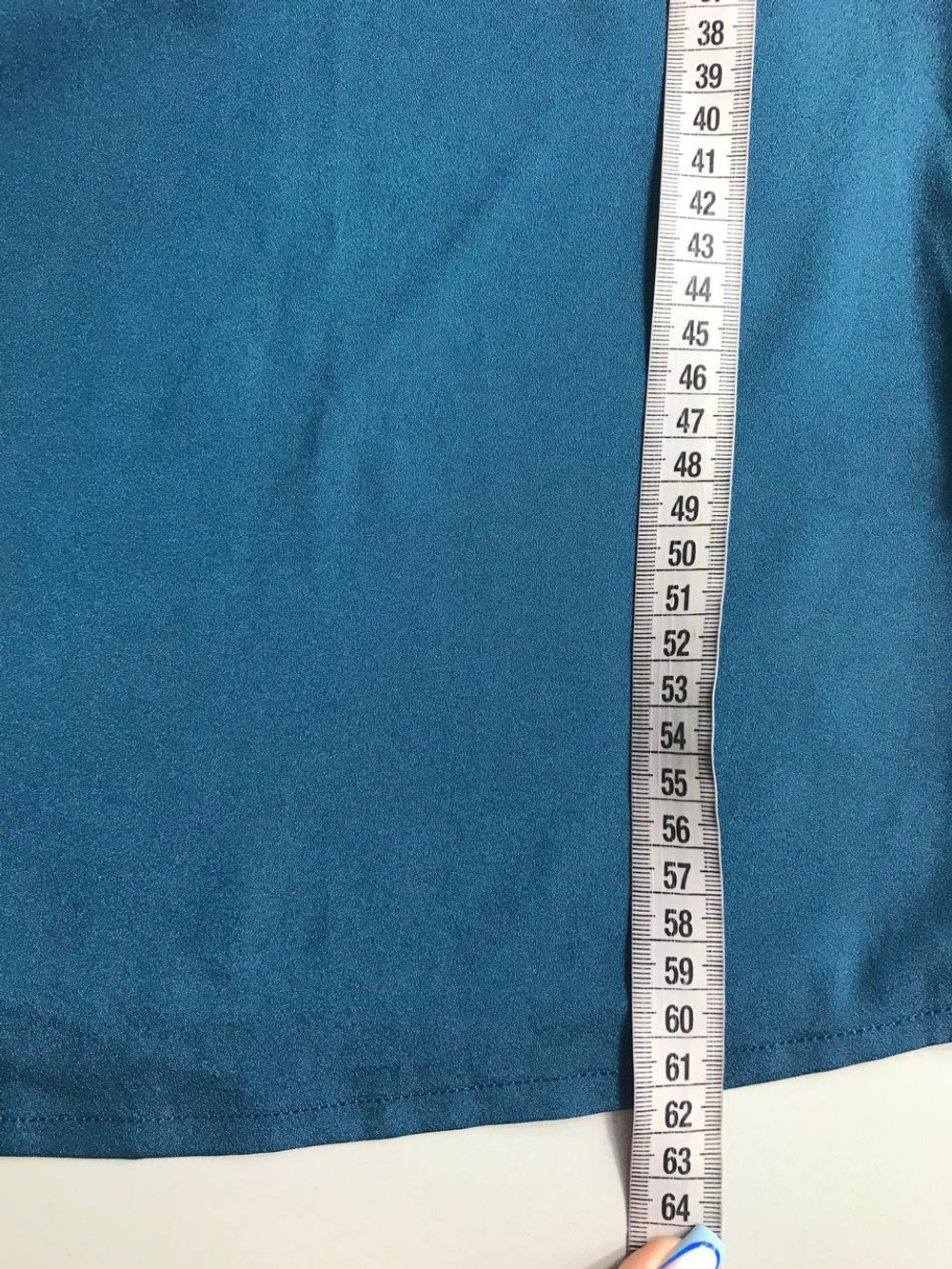 Блузка Zolla лаконичного дизайна, маркировка XS, визуально на 42 размер