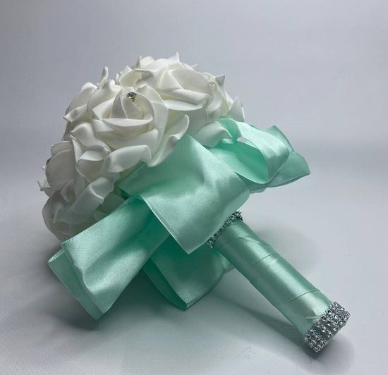 Свадебный букет из роз