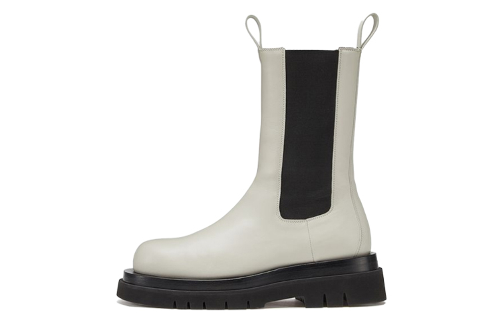 Bottega Veneta Lug Chelsea Top Grain Cow Leather Short Chelsea Boots Women"s White Black