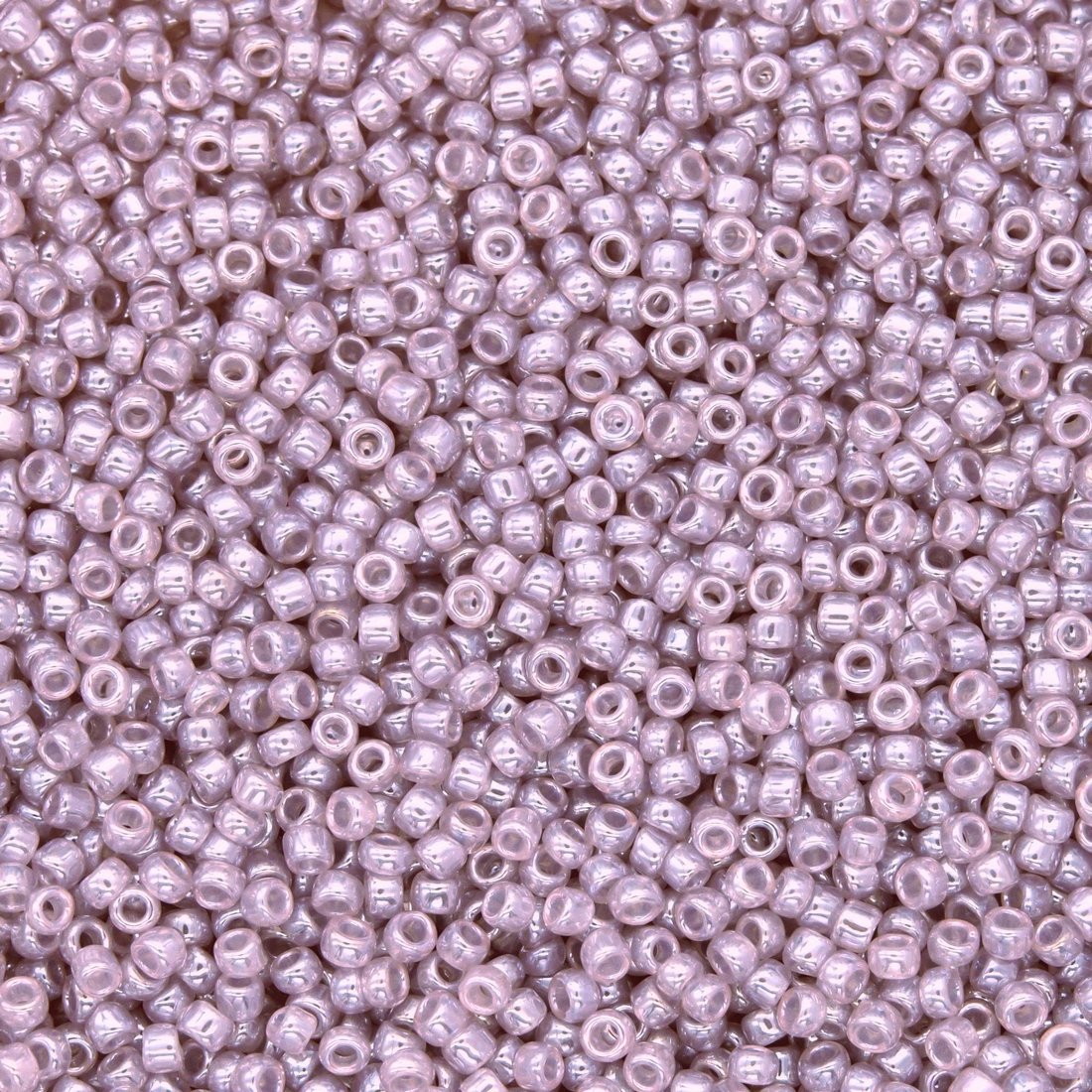 Японский бисер TOHO Round 15/0 (№151), жемчужный глянцевый