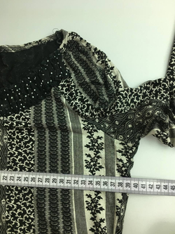 Блуза оригинальная 40-42 размер