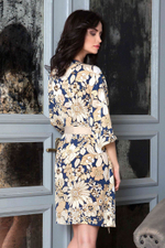 Короткий халат прямого силуэта Anita (Размер: M-L) (Цвет: синий с бежевым)