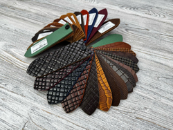 Каталог ременной кожи с тиснением (16 шт)