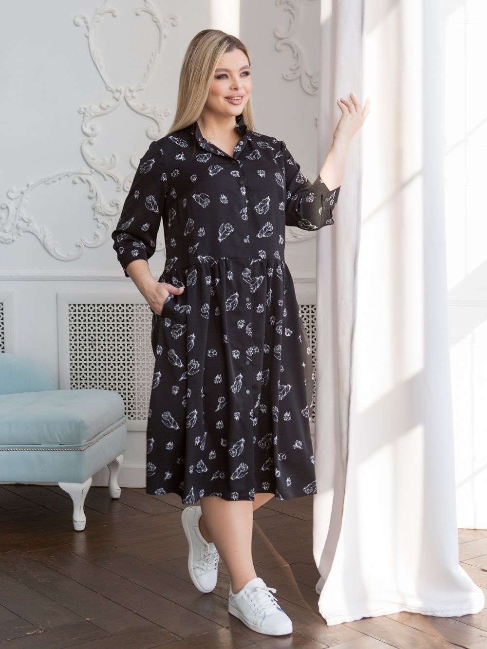 Платье 1329 цветы на черном Novita (Акция)