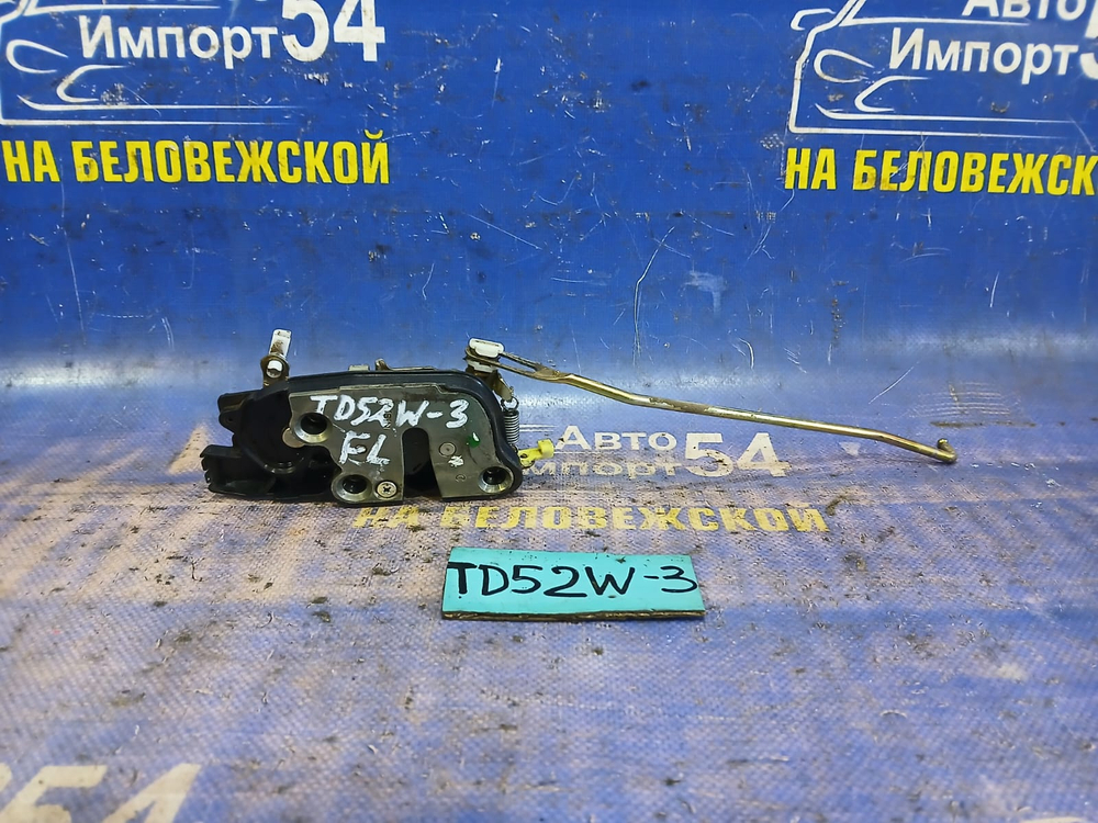 Замок двери передней левой SUZUKI ESCUDO 2000